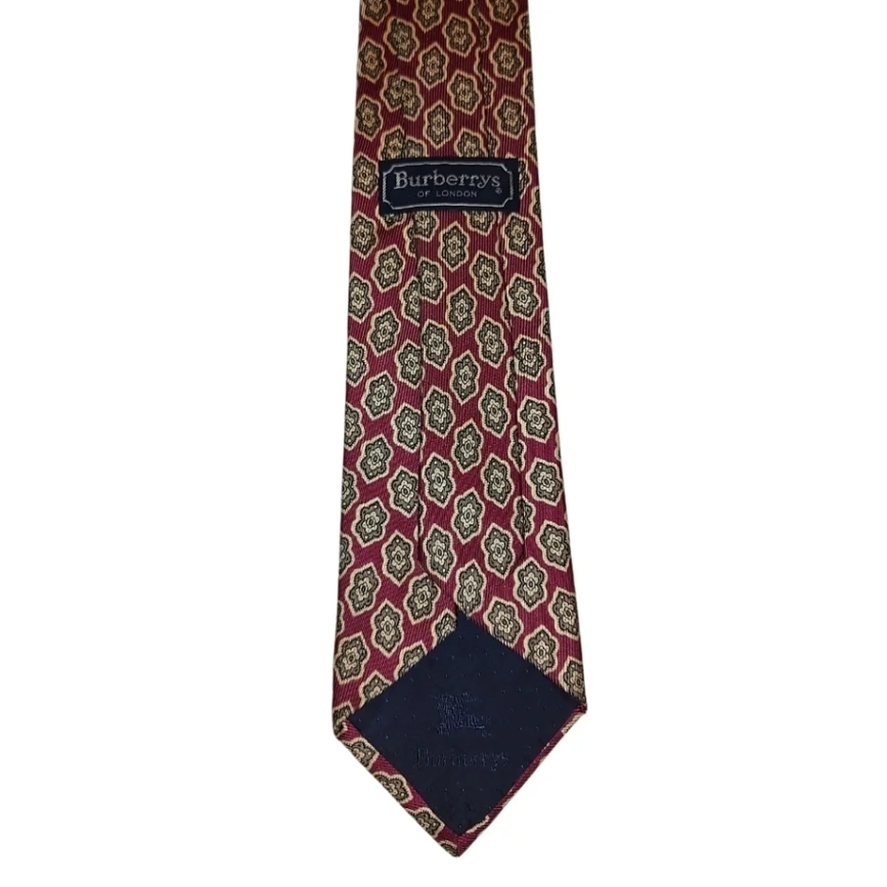 Burberry Elegant Burgundy Patterned Tie